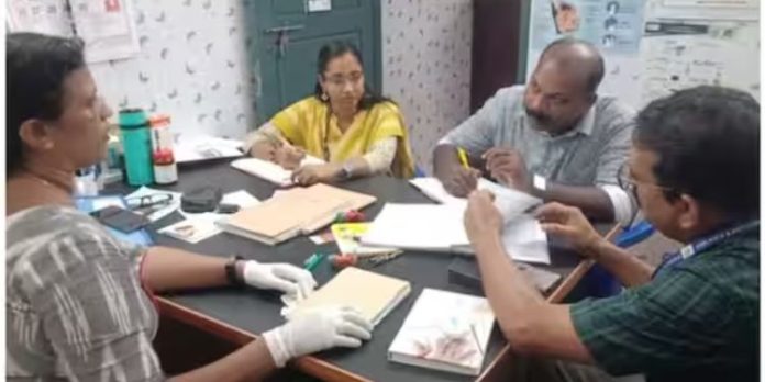 സംസ്ഥാനത്തെ മൃഗാശുപത്രികളിൽ വിജിലൻസിന്റെ മിന്നൽ പരിശോധന സംസ്ഥാനത്തെ മൃഗാശുപത്രികളിൽ വിജിലൻസിന്റെ മിന്നൽ പരിശോധന