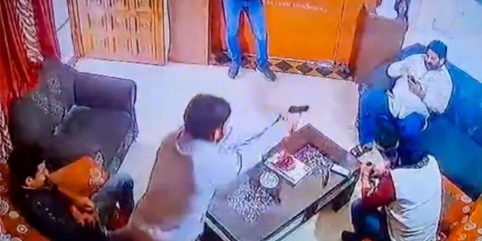 സുഖ്ദേവ് സിംഗ് ഗോഗമേദി വധക്കേസ്: രണ്ട് പേർ പിടിയിൽ സുഖ്ദേവ് സിംഗ് ഗോഗമേദി വധക്കേസ്: രണ്ട് പേർ പിടിയിൽ