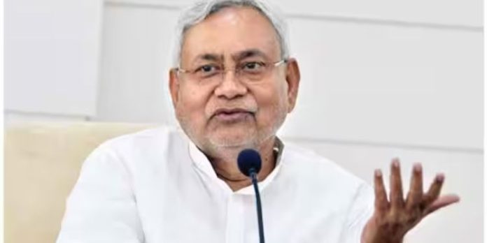 നിതീഷ് കുമാര് ജെഡിയു അധ്യക്ഷ പദവിയിലേയ്ക്ക് ; വീണ്ടും എന്ഡിഎയിലേക്കെന്നു സൂചന നിതീഷ് കുമാര് ജെഡിയു അധ്യക്ഷ പദവിയിലേയ്ക്ക് ; വീണ്ടും എന്ഡിഎയിലേക്കെന്നു സൂചന