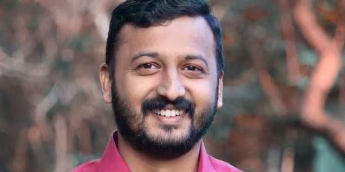 രാഹുല് മാങ്കൂട്ടത്തില് ചെയര്മാന് , ഫിറോസ് കണ്വീനര് ; യുഡിവൈഎഫ് പുനഃസംഘടിപ്പിച്ചു രാഹുല് മാങ്കൂട്ടത്തില് ചെയര്മാന് , ഫിറോസ് കണ്വീനര് ; യുഡിവൈഎഫ് പുനഃസംഘടിപ്പിച്ചു