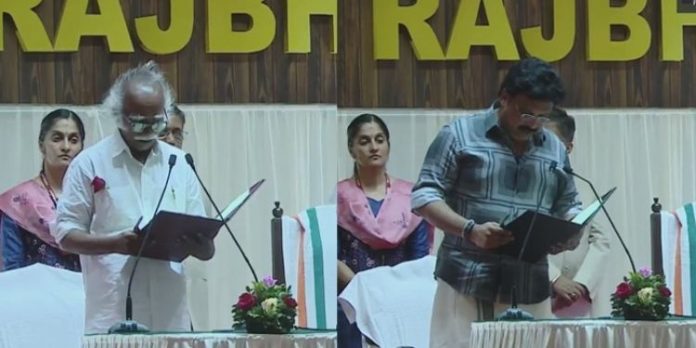 കടന്നപ്പള്ളി രാമചന്ദ്രനും കെ ബി ഗണേഷ് കുമാറും മന്ത്രിമാരായി സത്യപ്രതിജ്ഞ ചെയ്തു കടന്നപ്പള്ളി രാമചന്ദ്രനും കെ ബി ഗണേഷ് കുമാറും മന്ത്രിമാരായി സത്യപ്രതിജ്ഞ ചെയ്തു
