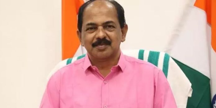 റേഷൻ വ്യാപാരികളുടെ കമ്മീഷന് നാളെ മുതല് ; കുടിശിക രണ്ടുദിവസത്തിനുള്ളിൽ കൊടുത്തുതീർക്കുമെന്ന് ഭക്ഷ്യമന്ത്രി റേഷൻ വ്യാപാരികളുടെ കമ്മീഷന് നാളെ മുതല് ; കുടിശിക രണ്ടുദിവസത്തിനുള്ളിൽ കൊടുത്തുതീർക്കുമെന്ന് ഭക്ഷ്യമന്ത്രി