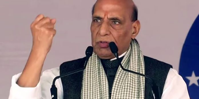 ‘ഏതു കടലില് പോയി ഒളിച്ചാലും വിടില്ല’ ; കച്ചവടക്കപ്പലുകള്ക്കു നേരെയുള്ള ആക്രമണത്തില് രാജ്നാഥ് സിങ് ‘ഏതു കടലില് പോയി ഒളിച്ചാലും വിടില്ല’ ; കച്ചവടക്കപ്പലുകള്ക്കു നേരെയുള്ള ആക്രമണത്തില് രാജ്നാഥ് സിങ്