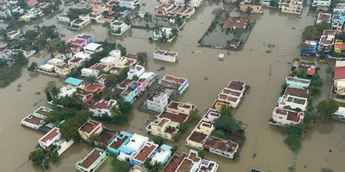 തമിഴ്നാട്ടിലെ പ്രളയം: കുടിവെള്ള വിതരണം പുനസ്ഥാപിക്കാൻ കേരള വാട്ടര് അതോറിറ്റിയുടെ ഉദ്യോഗസ്ഥ സംഘം തമിഴ്നാട്ടിലെ പ്രളയം: കുടിവെള്ള വിതരണം പുനസ്ഥാപിക്കാൻ കേരള വാട്ടര് അതോറിറ്റിയുടെ ഉദ്യോഗസ്ഥ സംഘം