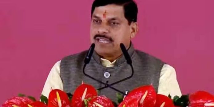 മോഹന് യാദവ് മധ്യപ്രദേശ് മുഖ്യമന്ത്രിയായി സത്യപ്രതിജ്ഞ ചെയ്തു മോഹന് യാദവ് മധ്യപ്രദേശ് മുഖ്യമന്ത്രിയായി സത്യപ്രതിജ്ഞ ചെയ്തു