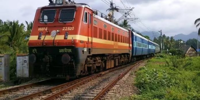 ട്രാക്ക് അറ്റകുറ്റപ്പണി : നിസാമുദിന് എക്സ്പ്രസ് അടക്കം 10 ട്രെയിനുകള് റദ്ദാക്കി ട്രാക്ക് അറ്റകുറ്റപ്പണി : നിസാമുദിന് എക്സ്പ്രസ് അടക്കം 10 ട്രെയിനുകള് റദ്ദാക്കി