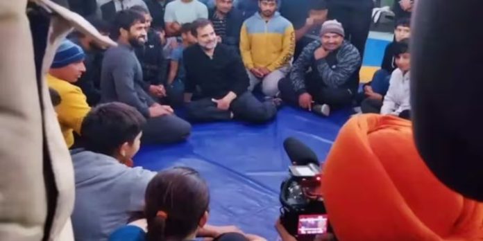 ഗുസ്തി താരങ്ങള് പ്രതിഷേധം : താരങ്ങളുമായി കൂടിക്കാഴ്ച നടത്തി രാഹുല് ഗാന്ധി ഗുസ്തി താരങ്ങള് പ്രതിഷേധം : താരങ്ങളുമായി കൂടിക്കാഴ്ച നടത്തി രാഹുല് ഗാന്ധി