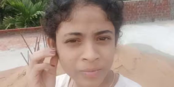 പ്ലസ്ടു വിദ്യാര്ഥിനി സ്കൂള് കെട്ടിടത്തില് നിന്ന് ചാടി ആത്മഹത്യ ചെയ്തു പ്ലസ്ടു വിദ്യാര്ഥിനി സ്കൂള് കെട്ടിടത്തില് നിന്ന് ചാടി ആത്മഹത്യ ചെയ്തു