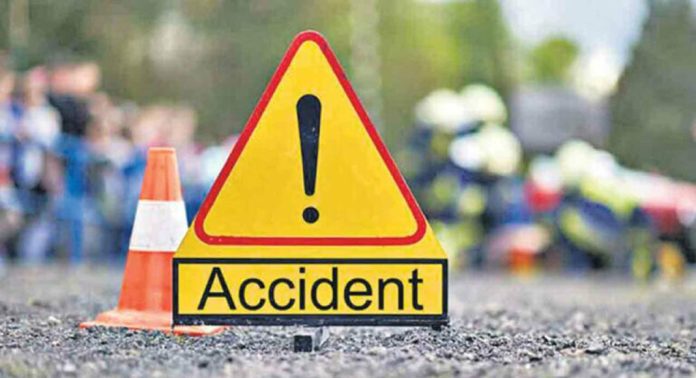 മലയിൻകീഴ് തച്ചോട്ടുകാവ് ജംങ്ഷന് സമീപം ഇലട്രിക് സ്കൂട്ടർ ഇടിച്ച് ഗൃഹനാഥന് ദാരുണാന്ത്യം മലയിൻകീഴ് തച്ചോട്ടുകാവ് ജംങ്ഷന് സമീപം ഇലട്രിക് സ്കൂട്ടർ ഇടിച്ച് ഗൃഹനാഥന് ദാരുണാന്ത്യം
