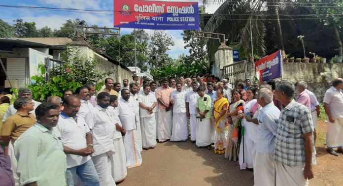 ക്രമസമാധാനം പരിപാലിക്കേണ്ട മുഖ്യമന്ത്രി കലാപത്തിന് ആഹ്വാനം നടത്തുന്ന വിചിത്രമായ സ്ഥിതി ; ഏഴംകുളം അജു ക്രമസമാധാനം പരിപാലിക്കേണ്ട മുഖ്യമന്ത്രി കലാപത്തിന് ആഹ്വാനം നടത്തുന്ന വിചിത്രമായ സ്ഥിതി ; ഏഴംകുളം അജു
