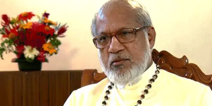 ആലഞ്ചേരി പടിയിറങ്ങിയെങ്കിലും ‘കുർബാന’ വിട്ടുവീഴ്ചയുണ്ടാകില്ല ആലഞ്ചേരി പടിയിറങ്ങിയെങ്കിലും ‘കുർബാന’ വിട്ടുവീഴ്ചയുണ്ടാകില്ല