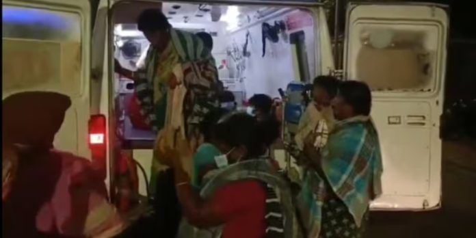 തമിഴ്നാട്ടിലെ സ്വകാര്യ കമ്പനിയിൽ വാതക ചോർച്ച ; 12 പേർ ആശുപത്രിയിൽ തമിഴ്നാട്ടിലെ സ്വകാര്യ കമ്പനിയിൽ വാതക ചോർച്ച ; 12 പേർ ആശുപത്രിയിൽ
