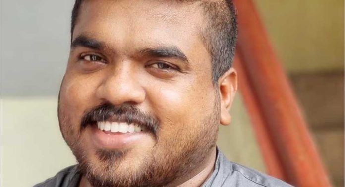 വ്യാജനിയമന തട്ടിപ്പ് ; അരവിന്ദ് വെട്ടിക്കലിനെതിരെ കൂടുതൽ പരാതികൾ – 5 ദിവസത്തെ കസ്റ്റഡിയിൽ വ്യാജനിയമന തട്ടിപ്പ് ; അരവിന്ദ് വെട്ടിക്കലിനെതിരെ കൂടുതൽ പരാതികൾ – 5 ദിവസത്തെ കസ്റ്റഡിയിൽ