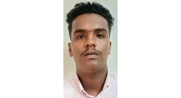 പോലീസ് വാഹനത്തിന് മുന്നിൽ മണൽ തട്ടിയ ശേഷം രക്ഷപ്പെട്ട ടിപ്പർ ഡ്രൈവർ അറസ്റ്റിൽ പോലീസ് വാഹനത്തിന് മുന്നിൽ മണൽ തട്ടിയ ശേഷം രക്ഷപ്പെട്ട ടിപ്പർ ഡ്രൈവർ അറസ്റ്റിൽ
