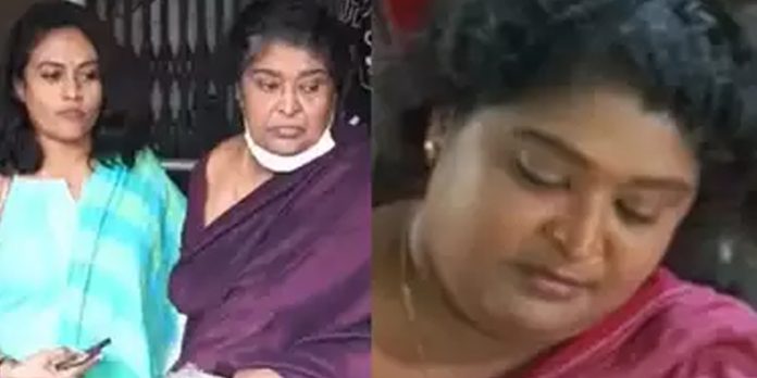 ജീവിതത്തിന്റെ ദുരിതക്കയത്തിൽ നടി ബീന കുമ്പളങ്ങി ജീവിതത്തിന്റെ ദുരിതക്കയത്തിൽ നടി ബീന കുമ്പളങ്ങി