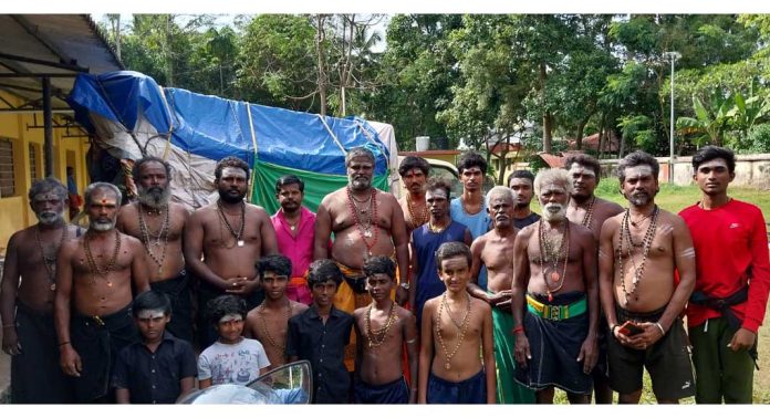 38 വർഷത്തെ ദർശന പുണ്യം നേടി സുരേഷ് ബാബുവും സംഘവും 38 വർഷത്തെ ദർശന പുണ്യം നേടി സുരേഷ് ബാബുവും സംഘവും