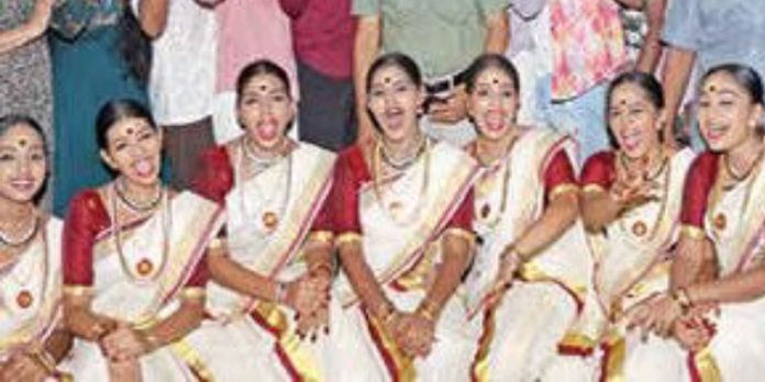 തുടർച്ചയായി 20 വർഷം വിജയകിരീടമണിഞ്ഞ് മാന്നാർ നായർ സമാജം ഹയർ സെക്കൻഡറി സ്കൂൾ തുടർച്ചയായി 20 വർഷം വിജയകിരീടമണിഞ്ഞ് മാന്നാർ നായർ സമാജം ഹയർ സെക്കൻഡറി സ്കൂൾ