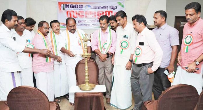എല്.ഡി.എഫ് ഭരണത്തില് ഏറ്റവും അധികം വഞ്ചിക്കപ്പെട്ടവര് സര്ക്കാര് ജീവനക്കാര് : പ്രൊഫ. സതീഷ് കൊച്ചുപറമ്പില് എല്.ഡി.എഫ് ഭരണത്തില് ഏറ്റവും അധികം വഞ്ചിക്കപ്പെട്ടവര് സര്ക്കാര് ജീവനക്കാര് : പ്രൊഫ. സതീഷ് കൊച്ചുപറമ്പില്