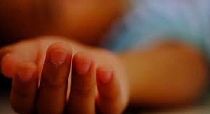 പുഴയിൽ കുളിക്കാനിറങ്ങി ഒഴുക്കില്പ്പെട്ടു ; ചികിത്സയിലായിരുന്ന സ്കൂള് വിദ്യാര്ത്ഥിനി മരിച്ചു പുഴയിൽ കുളിക്കാനിറങ്ങി ഒഴുക്കില്പ്പെട്ടു ; ചികിത്സയിലായിരുന്ന സ്കൂള് വിദ്യാര്ത്ഥിനി മരിച്ചു