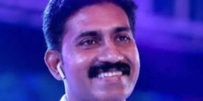 126 കോടിയുടെ നികുതി വെട്ടിപ്പ് ; തൃശൂരിലെ ഹൈ റിച്ച് ഷോപ്പി ഡയറക്ടര് റിമാന്ഡില് 126 കോടിയുടെ നികുതി വെട്ടിപ്പ് ; തൃശൂരിലെ ഹൈ റിച്ച് ഷോപ്പി ഡയറക്ടര് റിമാന്ഡില്