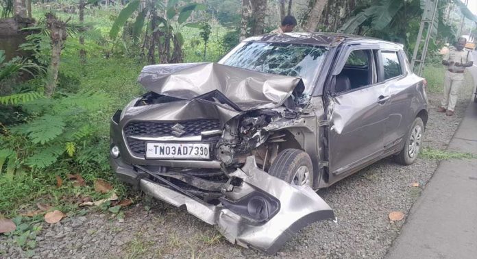 ടിപ്പറിന് പിന്നിൽ കാർ ഇടിച്ച് അയ്യപ്പ ഭക്തർക്ക് പരിക്ക് ടിപ്പറിന് പിന്നിൽ കാർ ഇടിച്ച് അയ്യപ്പ ഭക്തർക്ക് പരിക്ക്