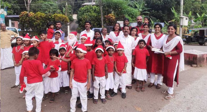 വൈവിദ്ധ്യമാർന്ന രീതിയിൽ ക്രിസ്മസ് ആഘോഷം സംഘടിപ്പിച്ച് നാറാണംമൂഴി ഗവ.എൽ പി സ്കൂൾ വൈവിദ്ധ്യമാർന്ന രീതിയിൽ ക്രിസ്മസ് ആഘോഷം സംഘടിപ്പിച്ച് നാറാണംമൂഴി ഗവ.എൽ പി സ്കൂൾ