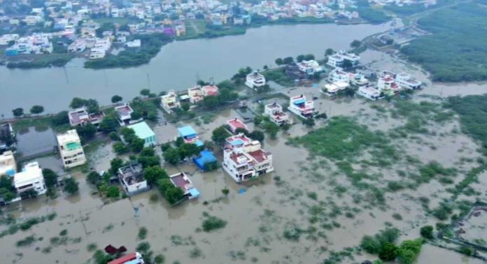 കിറ്റുമായി ചേർത്ത് പിടിക്കാൻ കേരളമുണ്ട് ; തമിഴ്നാടിന് കൈത്താങ്ങാകാം കിറ്റുമായി ചേർത്ത് പിടിക്കാൻ കേരളമുണ്ട് ; തമിഴ്നാടിന് കൈത്താങ്ങാകാം