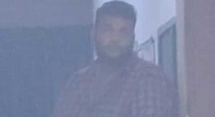 കലഞ്ഞൂരിൽ പെൺകുട്ടി ആത്മഹത്യ ചെയ്ത സംഭവത്തിൽ യുവാവ് പിടിയിൽ കലഞ്ഞൂരിൽ പെൺകുട്ടി ആത്മഹത്യ ചെയ്ത സംഭവത്തിൽ യുവാവ് പിടിയിൽ