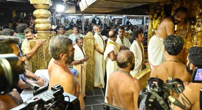 മണ്ഡല ഉത്സവത്തിന് പരിസമാപ്തി ശബരിമല നടയടച്ചു മണ്ഡല ഉത്സവത്തിന് പരിസമാപ്തി ശബരിമല നടയടച്ചു