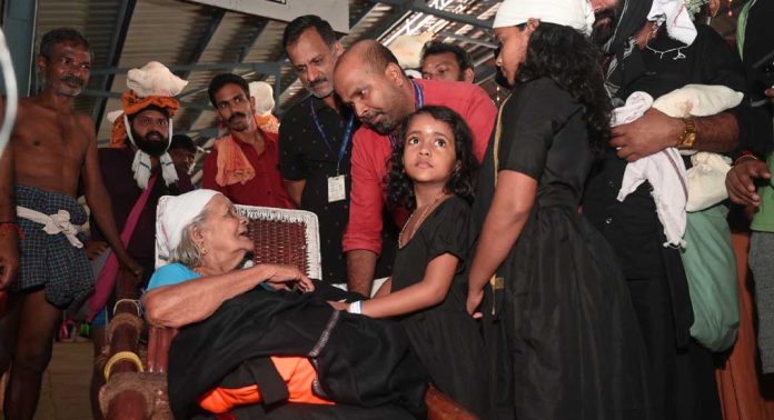 നൂറാം വയസിൽ ശബരീശ സന്നിധിയിൽ ഒരു കന്നി മാളികപ്പുറം നൂറാം വയസിൽ ശബരീശ സന്നിധിയിൽ ഒരു കന്നി മാളികപ്പുറം