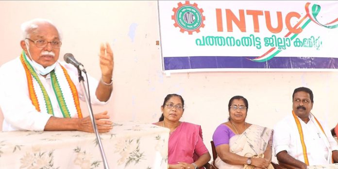 ഇന്ത്യൻ രാഷ്ട്രീയത്തിൽ വനിതകൾക്ക് ഏറ്റവും കൂടുതൽ പരിഗണന നൽകിയ പാർട്ടിയാണ് കോൺഗ്രസ് ; പി. ജെ. കുര്യൻ ഇന്ത്യൻ രാഷ്ട്രീയത്തിൽ വനിതകൾക്ക് ഏറ്റവും കൂടുതൽ പരിഗണന നൽകിയ പാർട്ടിയാണ് കോൺഗ്രസ് ; പി. ജെ. കുര്യൻ