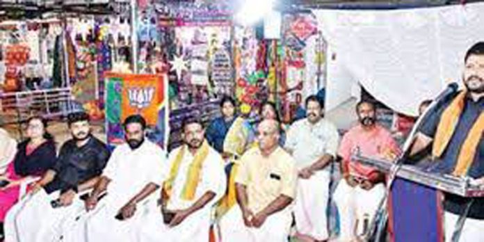 എൻ.ഡി.എ.യുടെ നേതൃത്വത്തിൽ കൊടുമണ്ണിൽ ജനപഞ്ചായത്ത് നടന്നു എൻ.ഡി.എ.യുടെ നേതൃത്വത്തിൽ കൊടുമണ്ണിൽ ജനപഞ്ചായത്ത് നടന്നു