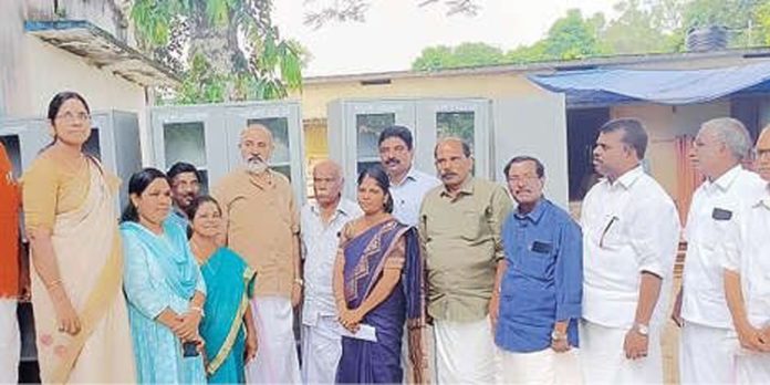ലൈബ്രറി കൗൺസിലിന്റെ അംഗീകാരമുള്ള 18 ഗ്രന്ഥശാലകൾക്ക് ഫർണിച്ചർ നൽകി ലൈബ്രറി കൗൺസിലിന്റെ അംഗീകാരമുള്ള 18 ഗ്രന്ഥശാലകൾക്ക് ഫർണിച്ചർ നൽകി