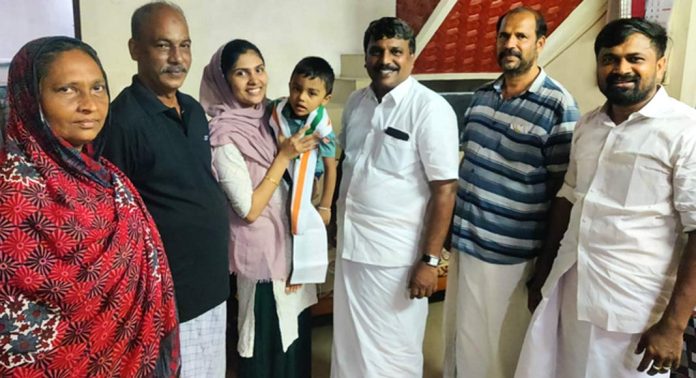 പത്തനംതിട്ടയിലെ രണ്ടര വയസ്സുകാരന് ലിംകാ ബുക്ക് ഓഫ് റെക്കോർഡിൽ പത്തനംതിട്ടയിലെ രണ്ടര വയസ്സുകാരന് ലിംകാ ബുക്ക് ഓഫ് റെക്കോർഡിൽ