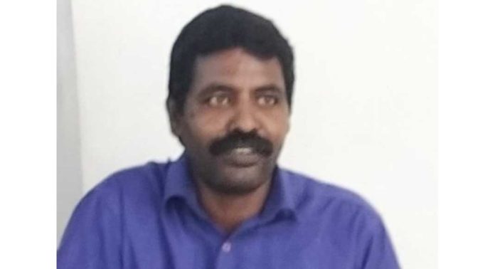 പെൺക്കുട്ടികളെ കടന്ന് പിടിച്ച കേസിൽ രണ്ട് പ്രതികൾക്ക് തടവ് ശിക്ഷ പെൺക്കുട്ടികളെ കടന്ന് പിടിച്ച കേസിൽ രണ്ട് പ്രതികൾക്ക് തടവ് ശിക്ഷ