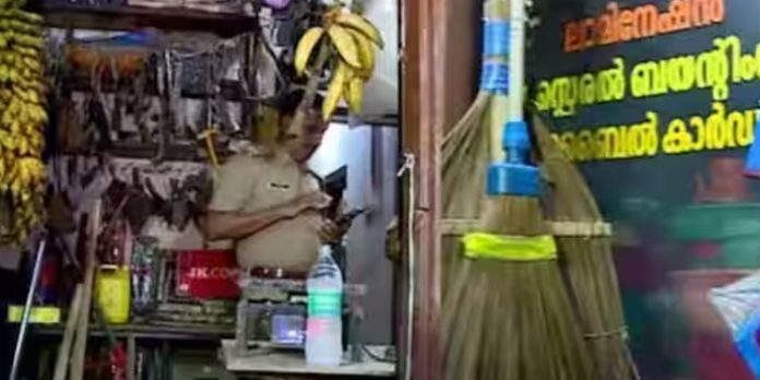 മൈലപ്രയിലെ വ്യാപാരിയുടെ കൊലപാതകം ; അന്വേഷണത്തിന് പ്രത്യേക സംഘം മൈലപ്രയിലെ വ്യാപാരിയുടെ കൊലപാതകം ; അന്വേഷണത്തിന് പ്രത്യേക സംഘം