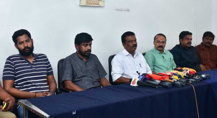ഒരു ഭക്തന്റെയും കണ്ണുനീർ വീഴ്ത്തില്ല : മന്ത്രി കെ രാധാകൃഷ്ണൻ ഒരു ഭക്തന്റെയും കണ്ണുനീർ വീഴ്ത്തില്ല : മന്ത്രി കെ രാധാകൃഷ്ണൻ