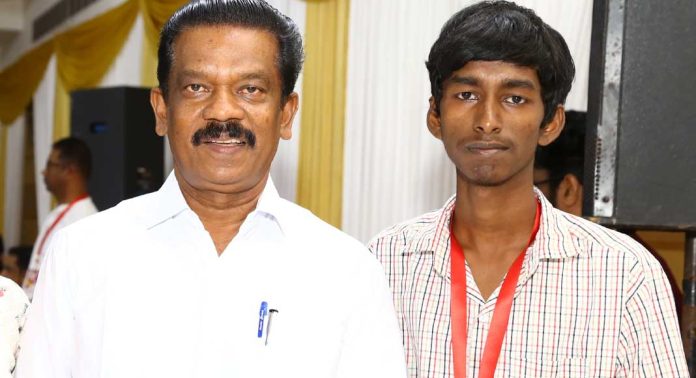 ചിത്രമല്ല ഇതു ചേര്ത്തു പിടിക്കല് ചിത്രമല്ല ഇതു ചേര്ത്തു പിടിക്കല്