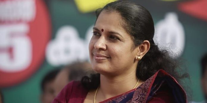 ‘കുതിരവട്ടത്തേക്ക് ഒരു മുറി ആവശ്യമായി വരും’ ; ഗവര്ണര്ക്കെതിരെ പിപി ദിവ്യ ‘കുതിരവട്ടത്തേക്ക് ഒരു മുറി ആവശ്യമായി വരും’ ; ഗവര്ണര്ക്കെതിരെ പിപി ദിവ്യ