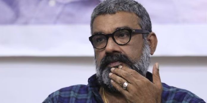 ‘ജോലി അവസാനിപ്പിച്ചു വീട്ടിൽ പോകാൻ ചെയര്മാന് പറഞ്ഞു’ : രഞ്ജിത്തിനെതിരായ സമന്തര യോഗത്തിന്റെ രേഖ പുറത്ത് ‘ജോലി അവസാനിപ്പിച്ചു വീട്ടിൽ പോകാൻ ചെയര്മാന് പറഞ്ഞു’ : രഞ്ജിത്തിനെതിരായ സമന്തര യോഗത്തിന്റെ രേഖ പുറത്ത്