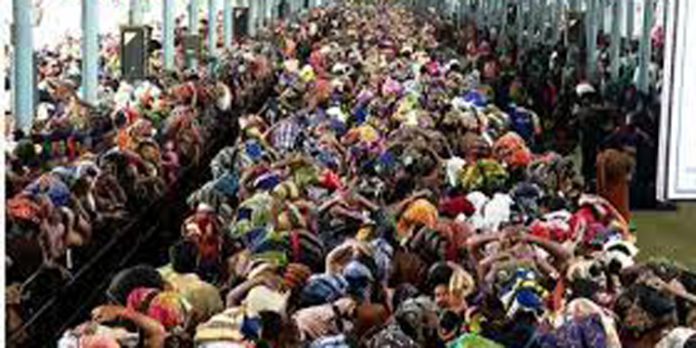 ശബരിമലയിൽ തീർഥാടകരുടെ എണ്ണം 17 ലക്ഷത്തിലേക്ക് ശബരിമലയിൽ തീർഥാടകരുടെ എണ്ണം 17 ലക്ഷത്തിലേക്ക്