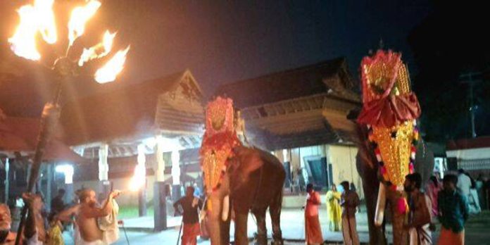 ശ്രീവല്ലഭ മഹാക്ഷേത്രത്തിലെ മണ്ഡല ചിറപ്പ് മഹോത്സവം സമാപിച്ചു ശ്രീവല്ലഭ മഹാക്ഷേത്രത്തിലെ മണ്ഡല ചിറപ്പ് മഹോത്സവം സമാപിച്ചു