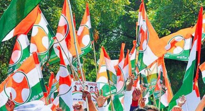 ശസ്ത്രക്രിയക്കിടെ രോഗിയുടെ വയറ്റിൽ ഉപകരണം കുടുങ്ങിയ സംഭവം ; മന്ത്രി വീണ ജോര്ജിന്റെ വസതിക്ക് മുന്നില് പ്രതിഷേധവുമായി യൂത്ത് കോൺഗ്രസ് ശസ്ത്രക്രിയക്കിടെ രോഗിയുടെ വയറ്റിൽ ഉപകരണം കുടുങ്ങിയ സംഭവം ; മന്ത്രി വീണ ജോര്ജിന്റെ വസതിക്ക് മുന്നില് പ്രതിഷേധവുമായി യൂത്ത് കോൺഗ്രസ്