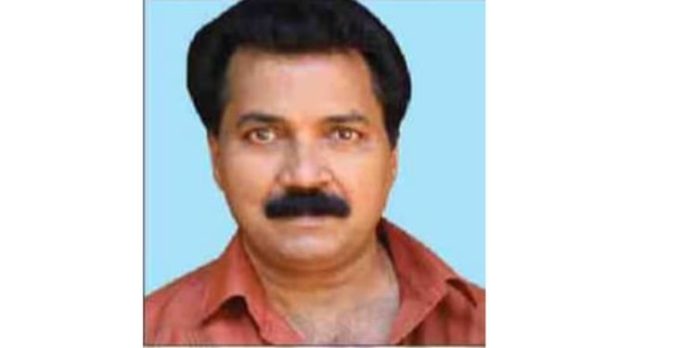 കാനനപാതയിൽ അയ്യപ്പഭക്തൻ കുഴഞ്ഞ് വീണ് മരിച്ചു കാനനപാതയിൽ അയ്യപ്പഭക്തൻ കുഴഞ്ഞ് വീണ് മരിച്ചു