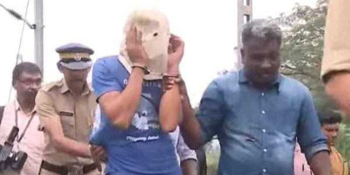 കൊച്ചിയില് 59കാരി നേരിട്ടത് അതിക്രൂരപീഡനം ; പ്രതിയുമായി തെളിവെടുപ്പ് പൂർത്തിയാക്കി കൊച്ചിയില് 59കാരി നേരിട്ടത് അതിക്രൂരപീഡനം ; പ്രതിയുമായി തെളിവെടുപ്പ് പൂർത്തിയാക്കി