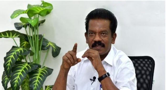 മന്ത്രി കെ. രാധാകൃഷ്ണനെ ജാതീയമായി അധിക്ഷേപിച്ച സംഭവം ; ഒരാൾ പിടിയിൽ മന്ത്രി കെ. രാധാകൃഷ്ണനെ ജാതീയമായി അധിക്ഷേപിച്ച സംഭവം ; ഒരാൾ പിടിയിൽ
