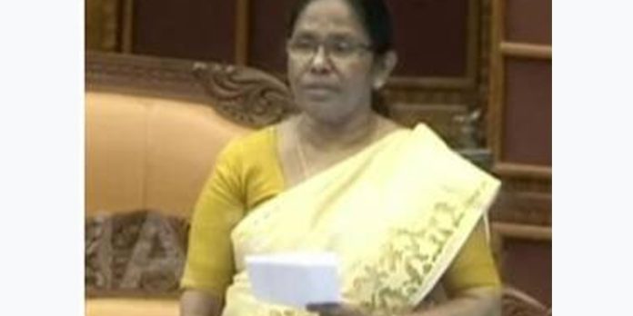 ഗവർണർ മാമുക്കോയയുടെ കഥാപാത്രത്തെ ഓർമ്മിപ്പിക്കുന്നു ; നിയമസഭയിൽ പരിഹാസവുമായി കെകെ ശൈലജ ഗവർണർ മാമുക്കോയയുടെ കഥാപാത്രത്തെ ഓർമ്മിപ്പിക്കുന്നു ; നിയമസഭയിൽ പരിഹാസവുമായി കെകെ ശൈലജ