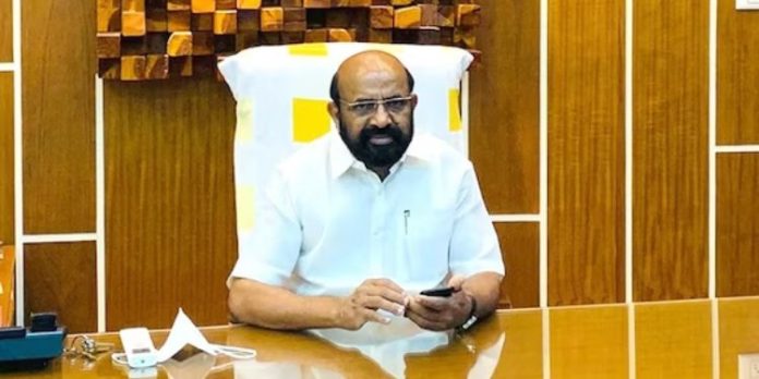 കണ്ടല ബാങ്ക് തട്ടിപ്പ് : ഭാസുരാംഗന്റെ 1.02 കോടിയുടെ സ്വത്തുക്കള് ഇഡി കണ്ടുകെട്ടി കണ്ടല ബാങ്ക് തട്ടിപ്പ് : ഭാസുരാംഗന്റെ 1.02 കോടിയുടെ സ്വത്തുക്കള് ഇഡി കണ്ടുകെട്ടി