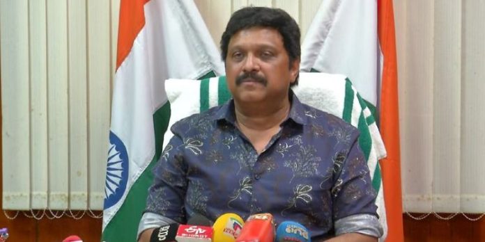 വരുമാനക്കണക്ക് മന്ത്രിക്ക് ലഭിക്കും മുന്പ് മാധ്യമങ്ങള്ക്ക് നല്കി ; മന്ത്രിക്ക് അതൃപ്തി വരുമാനക്കണക്ക് മന്ത്രിക്ക് ലഭിക്കും മുന്പ് മാധ്യമങ്ങള്ക്ക് നല്കി ; മന്ത്രിക്ക് അതൃപ്തി