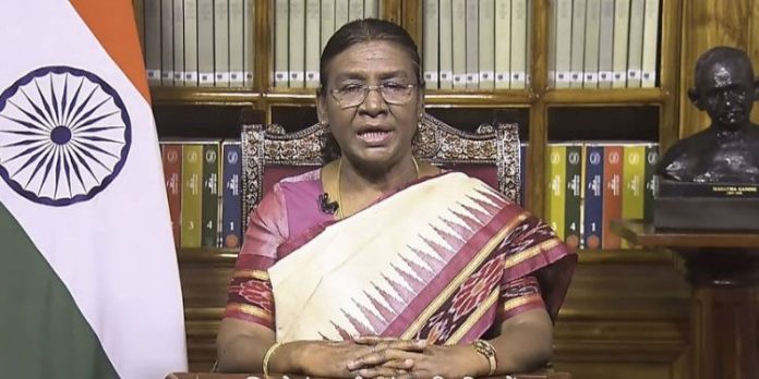 പ്രാണപ്രതിഷ്ഠ സാംസ്ക്കാരിക പൗരമ്പര്യത്തിന്റെ വീണ്ടെടുപ്പ് : രാഷ്ട്രപതി ദ്രൗപദി മുര്മു പ്രാണപ്രതിഷ്ഠ സാംസ്ക്കാരിക പൗരമ്പര്യത്തിന്റെ വീണ്ടെടുപ്പ് : രാഷ്ട്രപതി ദ്രൗപദി മുര്മു